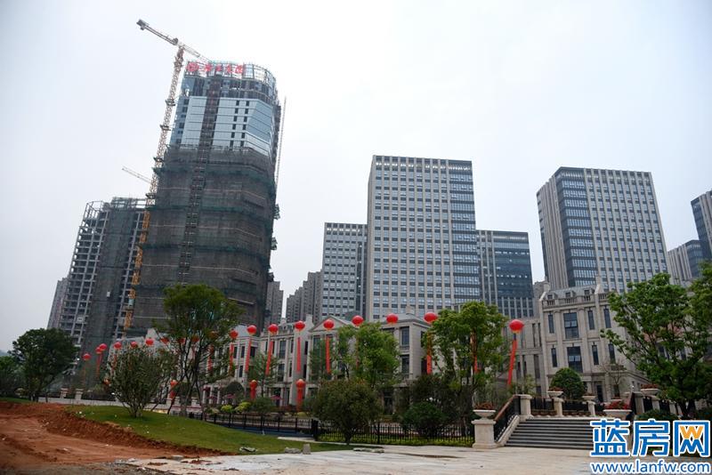 东二环泰禾广场2015年开业