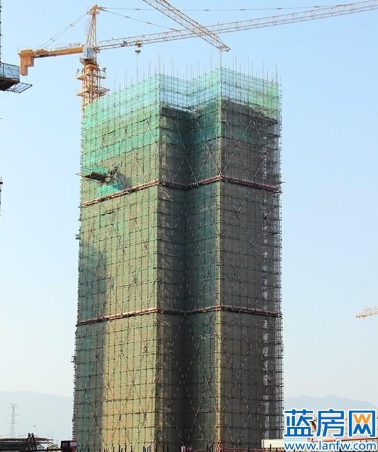 2014年02月，凤凰花城最高建至22层 